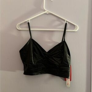 Cute black top